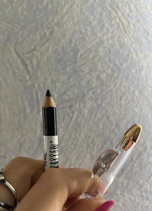 Твёрдый стойкий чёрный карандаш для бровей 2 в 1 и глаз 19 см с точилкой3 фото