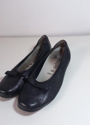 Шкіряні туфлі natural feet