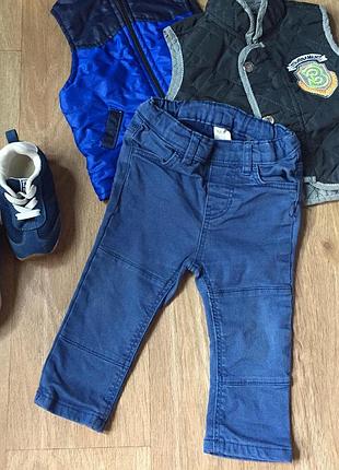 Штанишки на резиночке очень удобные 12месяцев