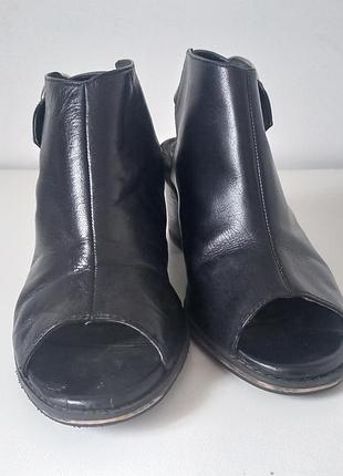 Ботильйони 5