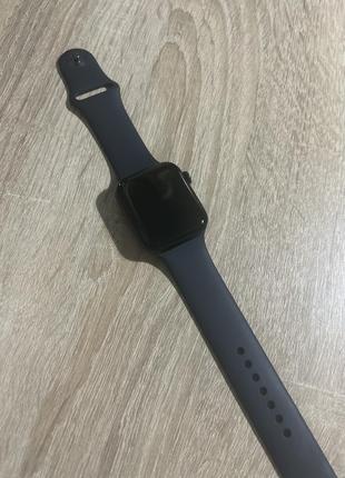 Apple watch se 448 фото