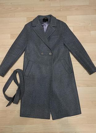 Пальто женское р.36 демисезон