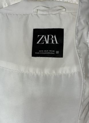 Біла пухова куртка zara9 фото