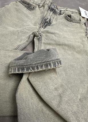 Zara очень стильные джинсы на поясе регулируется резинкой на пуговице10 фото