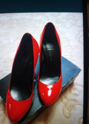 Туфлі лодочки червоні6 фото