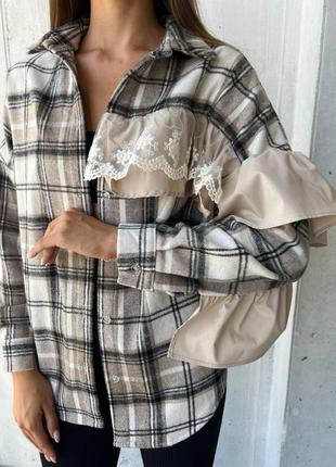 Кашемірова сорочка оверсайз в клітинку з баскою з гепюром, жіноча рубашка кашемір3 фото