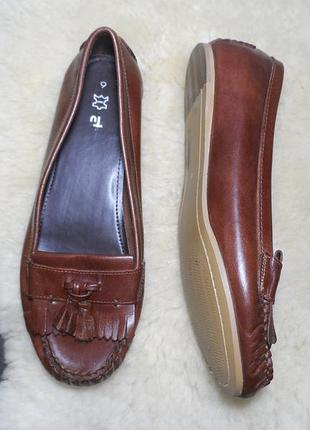 Шкіряні балетки бренду tu!