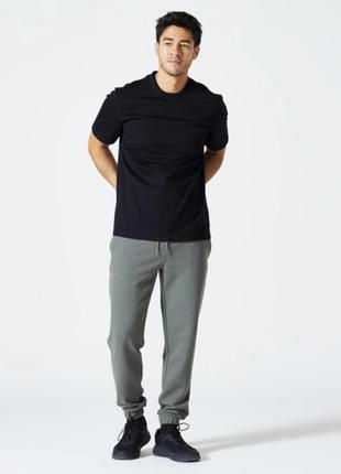 Базовая черная футболка nyamba decathlon/франция/ p.m1 фото