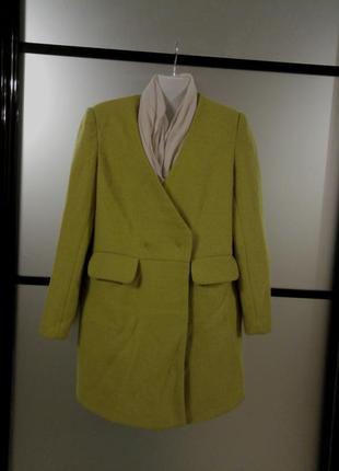 Яскраве якісне осіннє пальто/коротке пальто прямого фасону м-л3 фото
