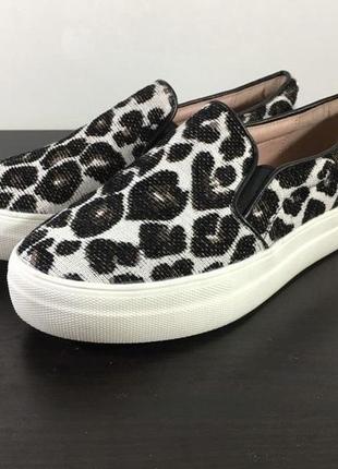 Topshop сліпони тапочки мокасини леопардові кеди в принт зручні балетки