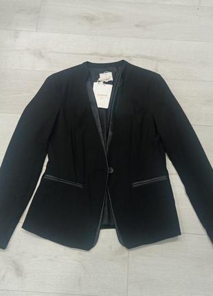 Піджак жіночий