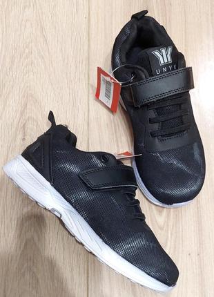 Кроссовки unyk 32
