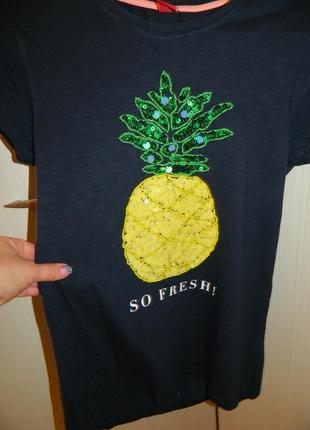 🍍🖤 жіноча чорна футболка з вишитим ананасовим принтом з паєток🖤🍍s. oliver5 фото