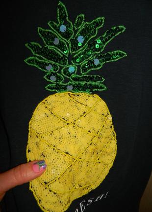 🍍🖤 жіноча чорна футболка з вишитим ананасовим принтом з паєток🖤🍍s. oliver7 фото