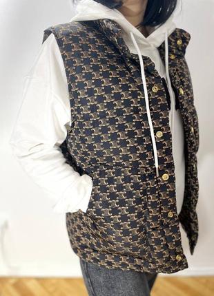 Жилетка celine в наявності