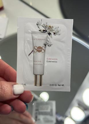 Clarins sos primer 00 universal light — праймер для макіяжу, білий відтінок, пробний зразок, 1 мл;