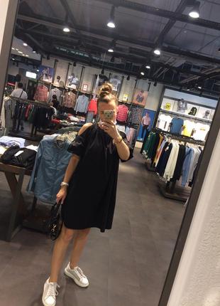 Шикарное чёрное платье