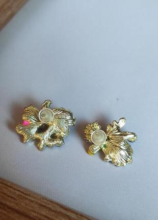 Дуже гарні і милі сережки з квітами6 фото