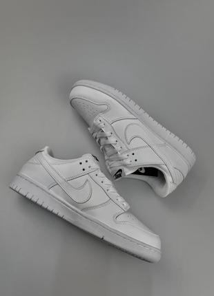 Шкіряні кросівки  nike dank