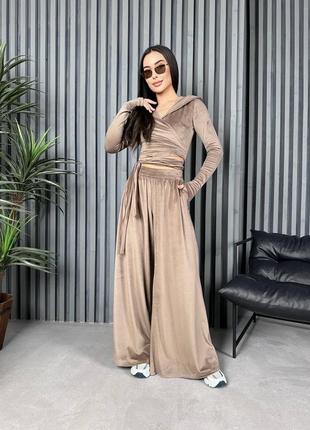 Нереально стильний велюровий прогулянковий костюм двійка