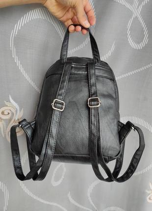 Красивый кожаный рюкзак (p.v.c) женский черный рюкзак6 фото
