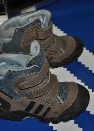 Adidas дитячі черевики на хлопчика 27 р адідас