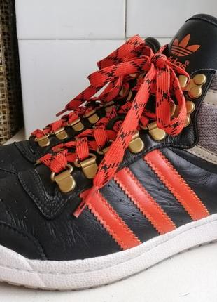 Фирменные кроссовки adidas 37-38 р. оригинал