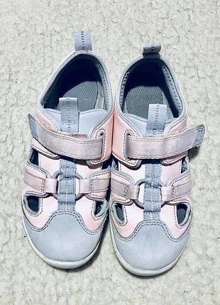 Мокасины кроссовки летние босоножки clarks