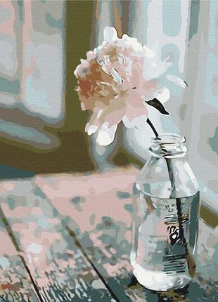 Витончена півонія