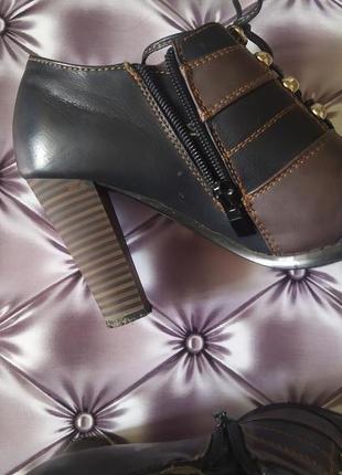 Ботинки ботиночки на среднем каблуке красивые стильные модные кожаные эко кожа кожзам7 фото