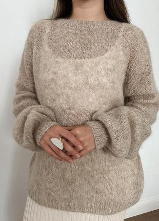 Базовий светр оверсайз з вовни альпака на шовку10 фото