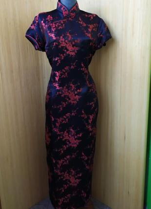 Шелковое платье в восточном стиле черно-красное сияние сакуры1 фото