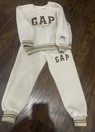 Костюм gap