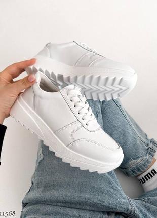 Кросівки шкіряні