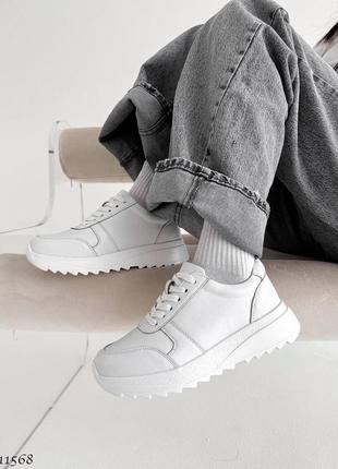 Кросівки шкіряні