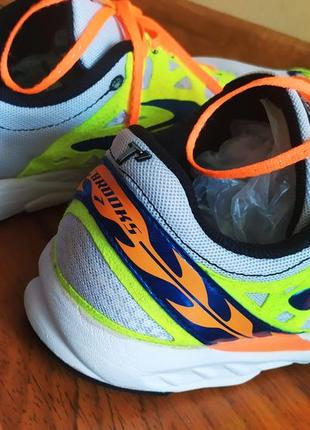 brooks running t7 racer