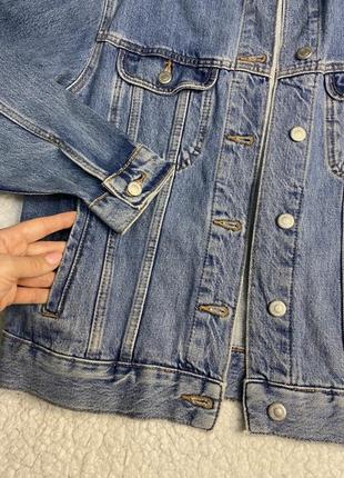 Джинсовий піджак з потертостями жакет джинсова куртка блейзер8 фото