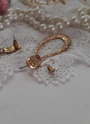 Серьги кольца капли брошированное золото металл винтаж пусеты8 фото