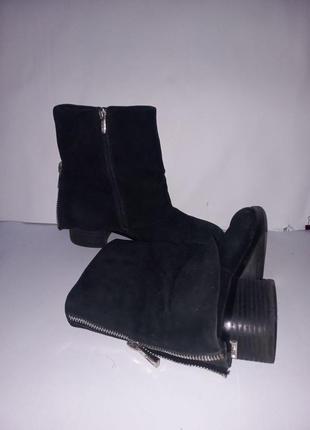 Ботинки чорные замшевые с мехом3 фото