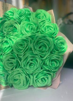 Букет троянд з атласних стрічок1 фото