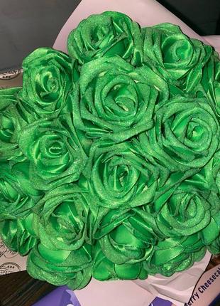Букет троянд з атласних стрічок2 фото