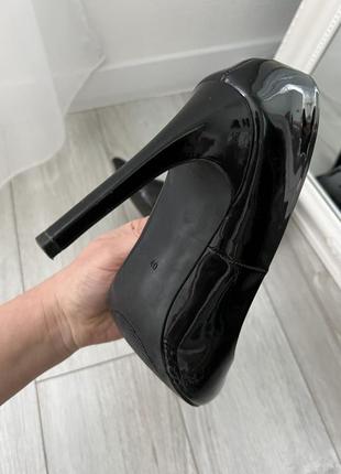 Елегантні туфлі чорні лакові лодочки туфлі лодочки лакові туфлі на шпильці4 фото