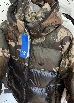 Куртка пухова двостороння  чоловіча adidas originals down regen camo winter down quilted jacket thick