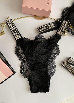 Мережевні трусики бразиліани з камінчиками