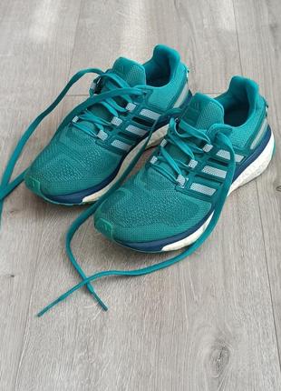 Оригінальні жіночі кросівки для бігу adidas energy boost 32 фото