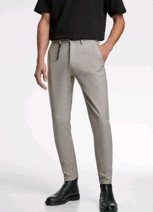 Брюки zara slim fit 44 eu light grey creme