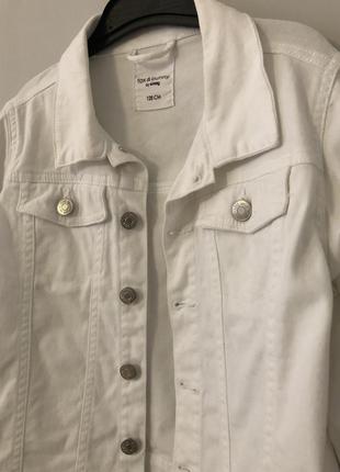 Курточка джинсовая