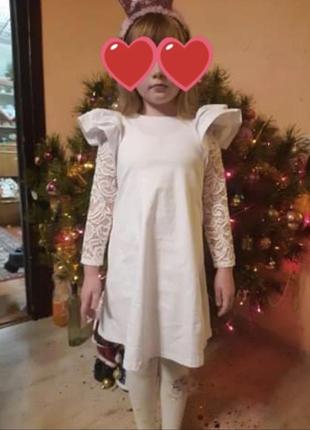 Дитяче плаття. біле.розмір 122