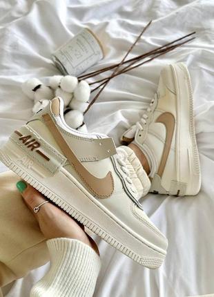 Force shadow white nike air шкіряні кросівки білі молочні найк форси бежеві