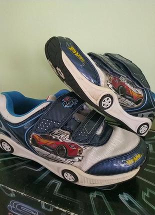 Кроссовки hot wheels